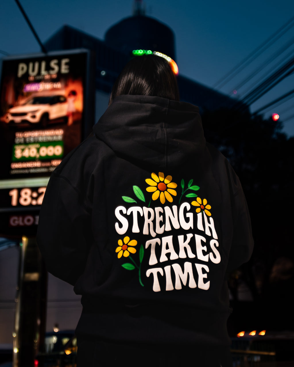 Hoodie - Strenght Takes Time